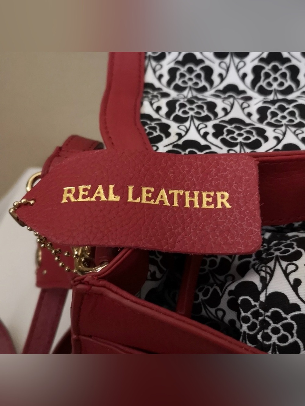 Emma Fox Burgundy Leather Shoulder Bag with Gold Accent - Picture 5 of 10